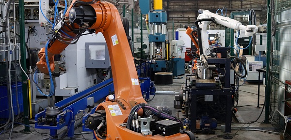 Robotic cell for bearing rings' machining at Chelyabinsk Forge-and-Press Plant